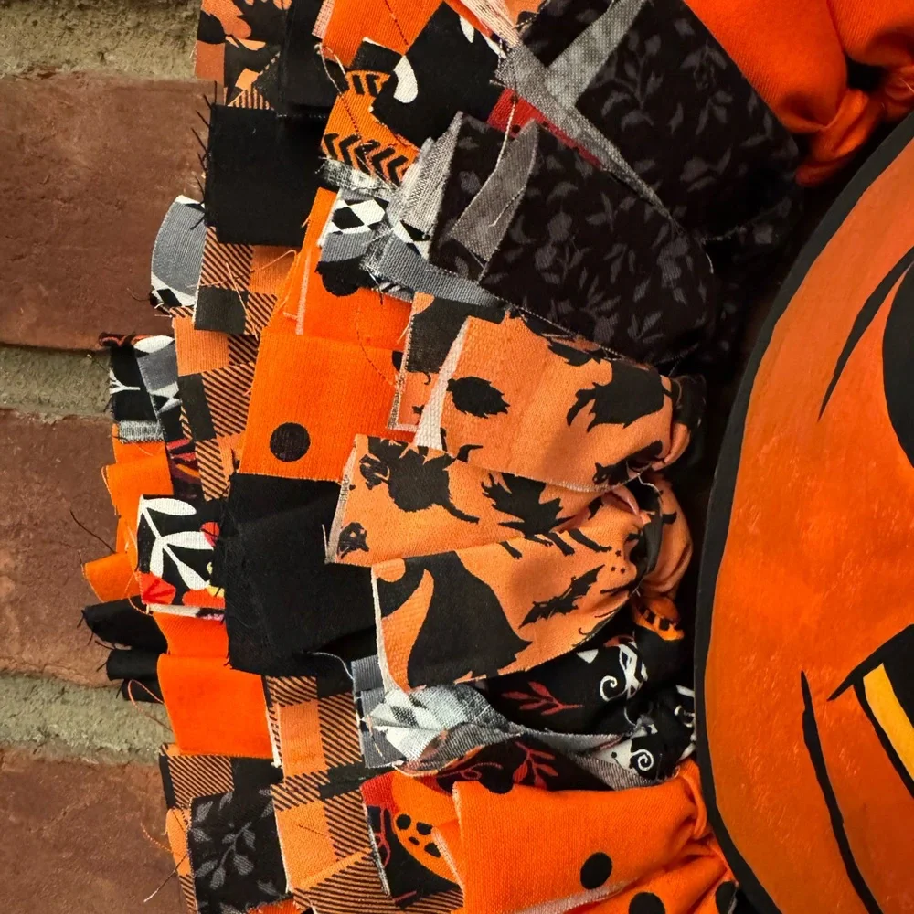 Retro Pumpkin Halloween Rag Wreath